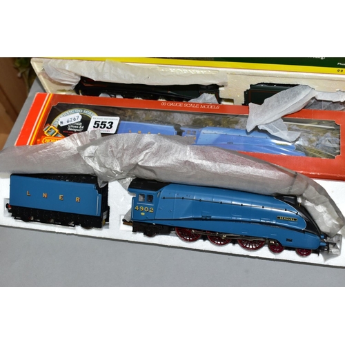 553 - TWO BOXED HORNBY RAILWAYS OO GAUGE CLASS A4 LOCOMOTIVES, 'Seagull' No.4902, L.N.E.R. blue livery (R3... 