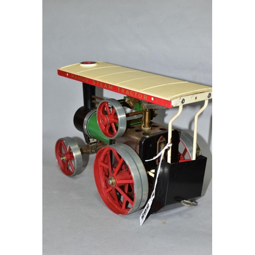 565 - AN UNBOXED MAMOD LIVE STEAM TRACTION ENGINE, NO. TE1A, not tested, has been used, missing driving ba... 