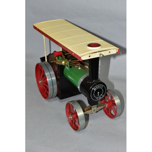 565 - AN UNBOXED MAMOD LIVE STEAM TRACTION ENGINE, NO. TE1A, not tested, has been used, missing driving ba... 