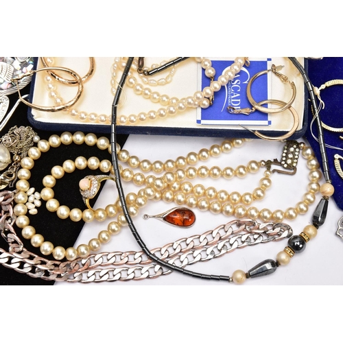 236 - A BAG OF ASSORTED JEWELLERY, to include a pair of gold-plated twist hoop earrings, a large white met... 