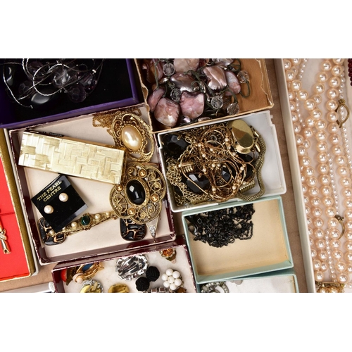 334 - A BOX OF ASSORTED COSTUME JEWELLERY AND ITEMS, to include a cased double imitation pearl strand neck... 