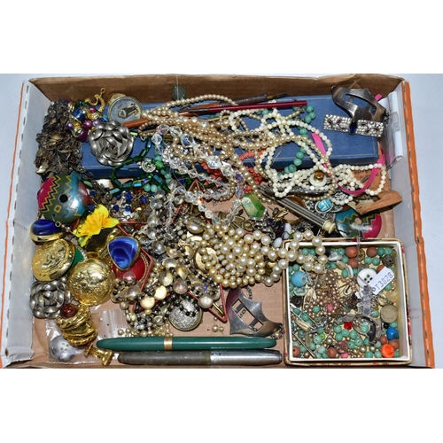 289 - A BOX OF MOSTLY COSTUME JEWELLERY, to include a heavy silver curb link bracelet, fitted with a lobst... 