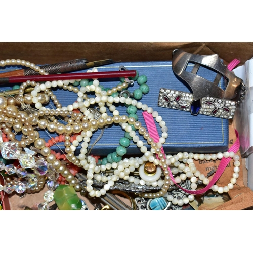 289 - A BOX OF MOSTLY COSTUME JEWELLERY, to include a heavy silver curb link bracelet, fitted with a lobst... 