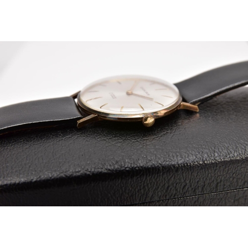 30 - A GENTS 9CT GOLD EXCALIBUR WRISTWATCH, hand wound movement, round silver dial signed 'Excalibur Inca... 