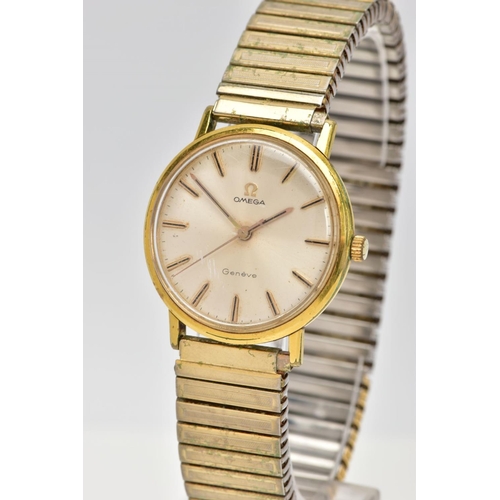 96 - A GENTLEMENS 'OMEGA GENEVE' WRISTWATCH, round champagne dial signed 'Omega, Geneve', baton markers, ... 