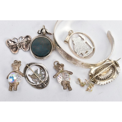 183 - A GEM SET RING AND ASSORTMENT OF SILVER AND WHITE METAL JEWELLERY, white metal band set with three c... 