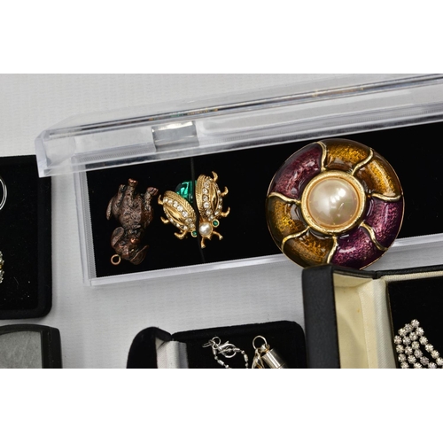 209 - A BOX OF ASSORTED COSTUME JEWELLERY, to include seven white metal rings each set with cubic zirconia... 