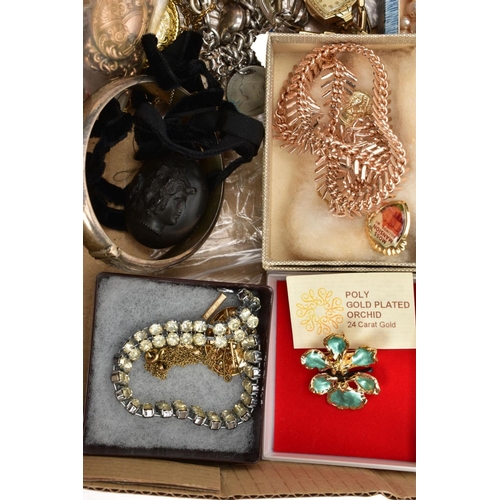 210 - A SELECTION OF SILVER AND COSTUME JEWELLERY, to include a rolled gold cross pendant necklace, a roll... 