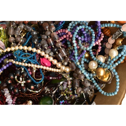 211 - A BOX OF ASSORTED COSTUME JEWELLERY, with pieces to include beaded necklaces, bracelets, earrings, b... 
