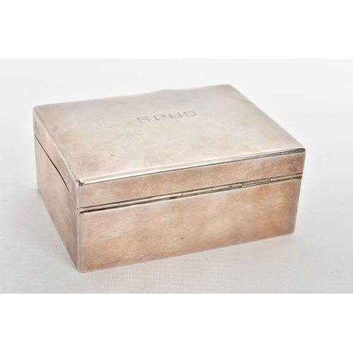 225 - A SILVER LINED CIGARETTE BOX, plain polished design, engraved initials 'GAJS' to the lid, (dink to t... 