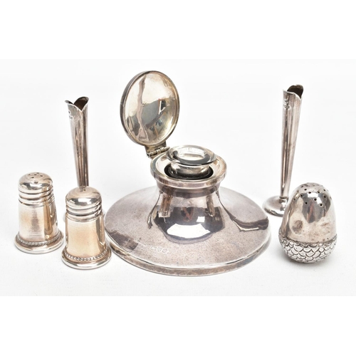 230 - AN ASSORTMENT OF SILVER ITEMS, to include a weighted silver inkwell together with glass ink jar, hal... 