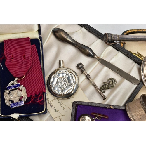 237 - A SELECTION OF SILVER AND WHITE METAL ITEMS, to include a cased set of six teaspoons, with openwork ... 