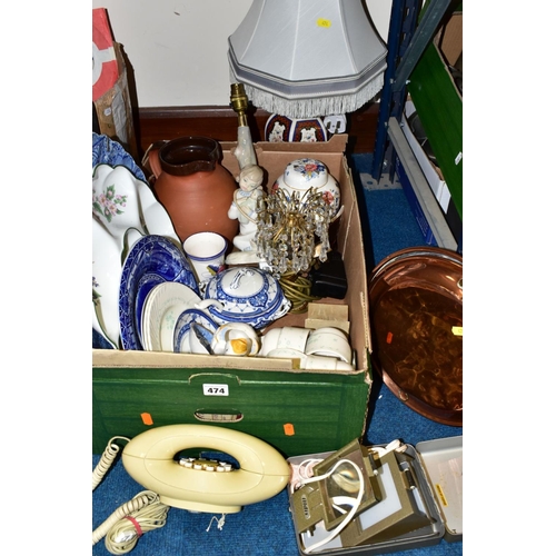 474 - A BOX AND LOOSE CERAMICS, WARMING PAN, LAMPS AND SUNDRY ITEMS, to include an oriental blue and white... 