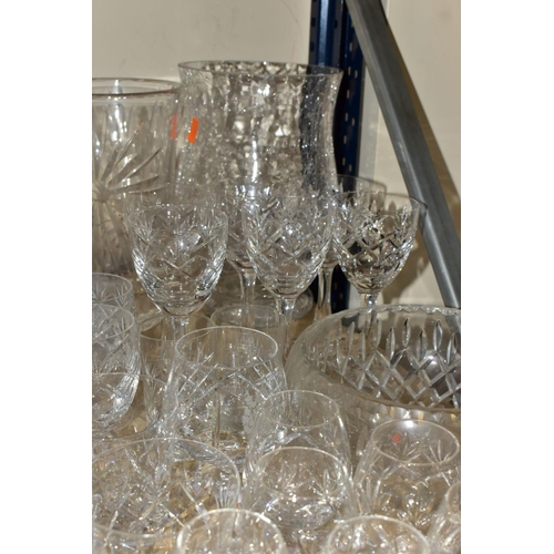 481 - A QUANTITY OF 19TH AND 20TH CENTURY CUT AND MOULDED GLASSWARE, primarily drinking glasses, decanters... 
