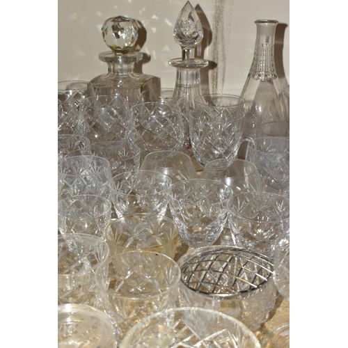 481 - A QUANTITY OF 19TH AND 20TH CENTURY CUT AND MOULDED GLASSWARE, primarily drinking glasses, decanters... 