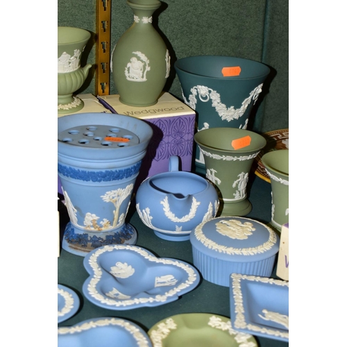 496 - TWENTY TWO PIECES OF WEDGWOOD JASPERWARE, seven are boxed, colours comprise a teal green conical vas... 