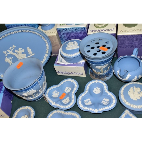 496 - TWENTY TWO PIECES OF WEDGWOOD JASPERWARE, seven are boxed, colours comprise a teal green conical vas... 