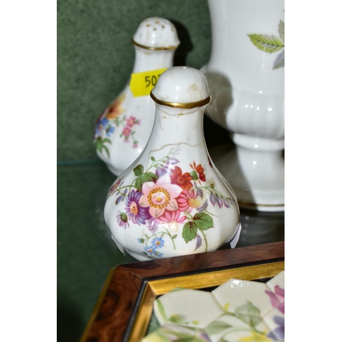 503 - A MURANO STYLE GLASS FIGURE OF A COCKEREL AND A COLLECTION OF ASSORTED GIFTWARE BY ROYAL CROWN DERBY... 