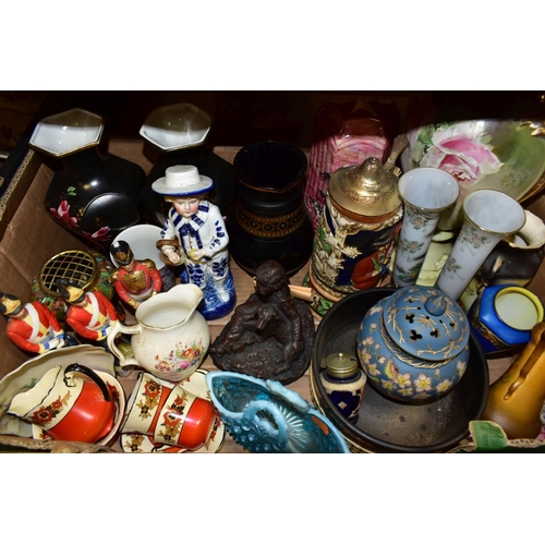 519 - THREE BOXES AND LOOSE CERAMICS AND GLASSWARES, to include a twenty two piece Coalport Indian Tree te... 