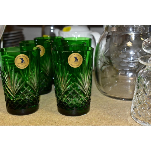 529 - A GROUP OF WEDGWOOD JASPERWARE ITEMS AND CUT CRYSTAL GLASSWARES, to include a Wedgwood jasperware sa... 