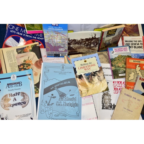 538 - EPHEMERA, two boxes containing over one hundred maps (O/S, Michelin, Bartholomew, Nelles, etc) forty... 