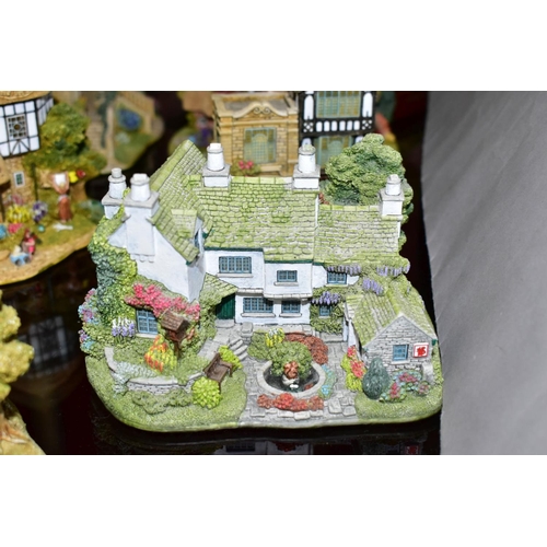 650 - THIRTEEN LILLIPUT LANE SCULPTURES FROM THE COLLECTORS CLUB, with deeds where mentioned, comprising Y... 