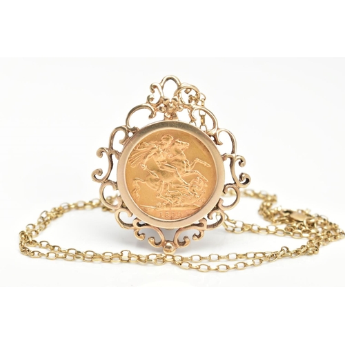 89 - A MOUNTED FULL SOVEREIGN PENDANT AND CHAIN, a full sovereign depicting George and the dragon, dated ... 