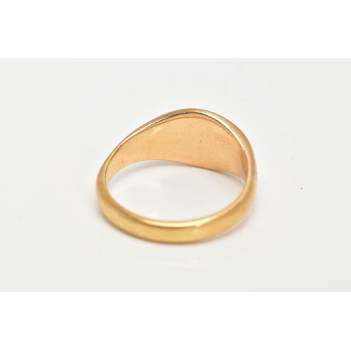 53 - AN 18CT GOLD GENTS SIGNET RING, plain polished oval form, to a plain polished band, hallmarked 18ct ... 