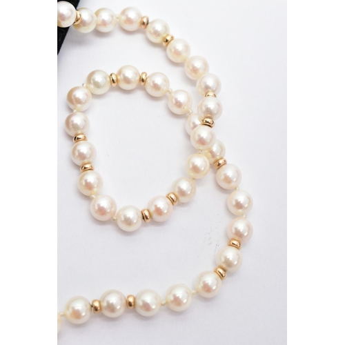 74 - A CULTURED PEARL NECKLACE AND BRACELET, a white cultured pearl necklace, approximate pearl diameter ... 