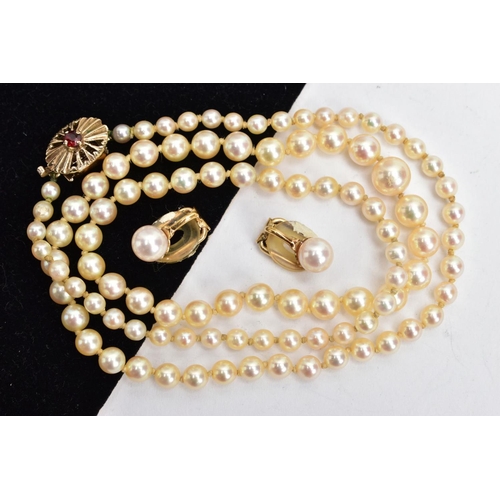 83 - A CULTURED PEARL STRAND AND EARRINGS, one hundred and four white pearls graduating in size, approxim... 