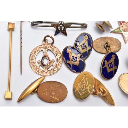 21 - AN ASSORTMENT OF MASONIC PINS, to include a rose gold open work masonic pendant, hallmarked 9ct gold... 