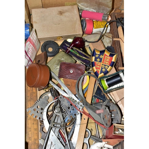 775 - A BOX OF SUNDRY ITEMS ETC, to include metal calipers, steel rule and protactor, steel punches, drill... 