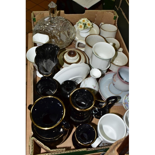 777 - A BOX OF CERAMICS AND GLASS, to include two Royal Doulton Caprice cups and saucers, two Coalport Can... 