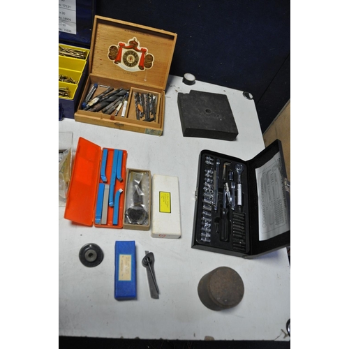 1252 - A TRAY CONTAINING TOOLS, accessories and hardware including two Parkside Wire Cup Brushes, three set... 