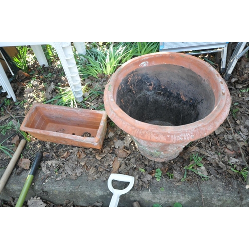 1107 - AN ALUMINIUM DOUBLE EXTENSION LADDER, and ladder stand-off, along with a selection of garden tools t... 