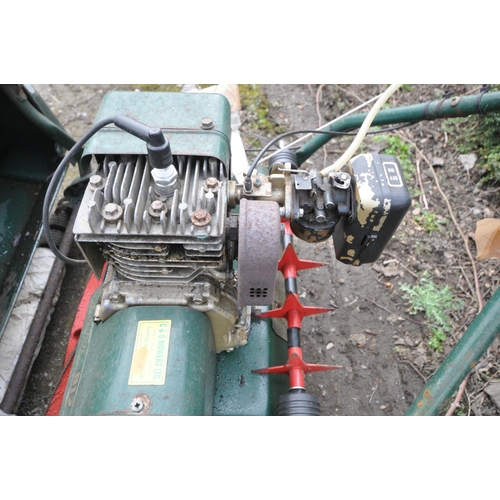 1133 - AN ATCO ENSIGN B17 PETROL CYLINDER MOWER with grass box and aerator attachment (engine pulls and sta... 