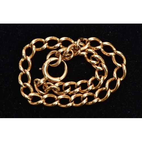 113 - AN 18CT GOLD CURB LINK BRACELET, yellow gold curb link bracelet, each link stamped 18, fitted with a... 