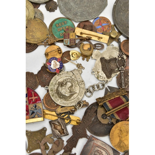 204 - A BAG OF ASSORTED MEDALS, MEDALLIONS AND FOBS, to include a variety of medallions, fob medals, ename... 