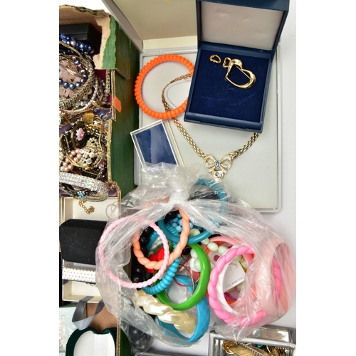 217 - A BOX OF ASSORTED COSTUME JEWELLERY, to include a charm bracelet fitted with multiple white metal ch... 