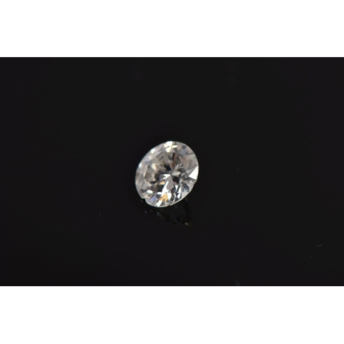 26 - A LOOSE ROUND BRILLIANT CUT DIAMOND, colour assessed as G-H, clarity assessed as I1, estimated diamo... 