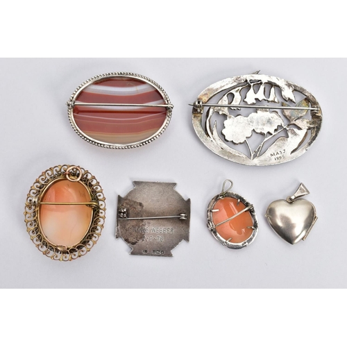 77 - FIVE BROOCHES AND A PENDANT, to include a silver banded agate oval brooch, fitted with a brooch pin,... 