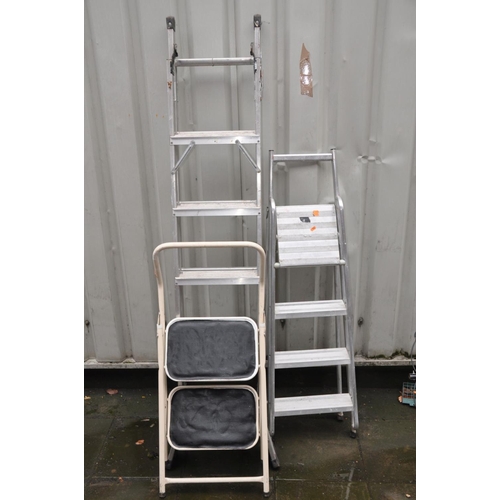 1209 - TWO SETS OF ALUMINIUM STEP LADDERS and a set of metal steps