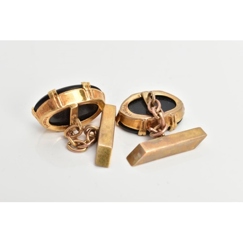 2 - A PAIR OF 9CT GOLD ONYX CUFFLINKS, oval cut onyx approximate dimensions length 19mm x width 13mm, pr... 