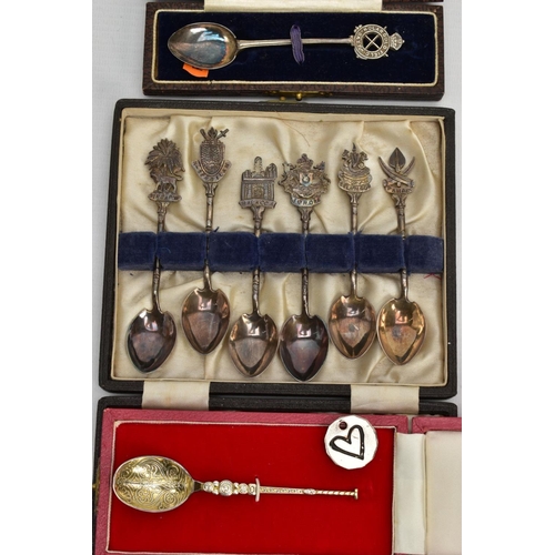 256 - A SELECTION OF CASED SILVER AND WHITE METAL TEASPOONS, a decorative silver teaspoon, hallmarked 'Bis... 