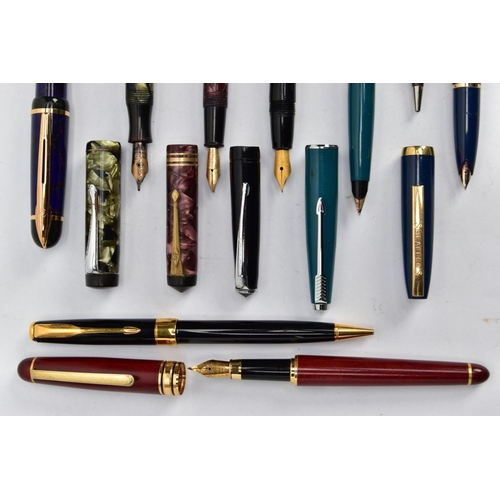 266 - A BAG OF ASSORTED PENS AND A PENCIL, to include a 'Parker' sonnet ball point pen black lacquer and g... 