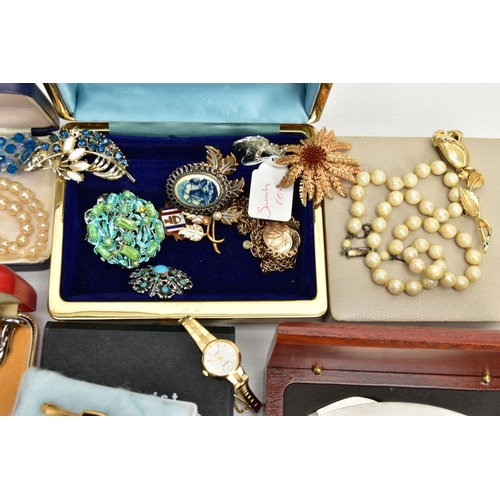 270 - A BOX OF ASSORTED JEWELLERY AND WATCHES, to include a Sarah Cov brooch and single clip on earring, a... 