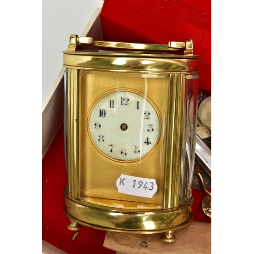 271 - A CREAM JEWLLERY BOX WITH CONTENTS AND A CARRIAGE CLOCK, cream jewellery box opens to reveal a small... 