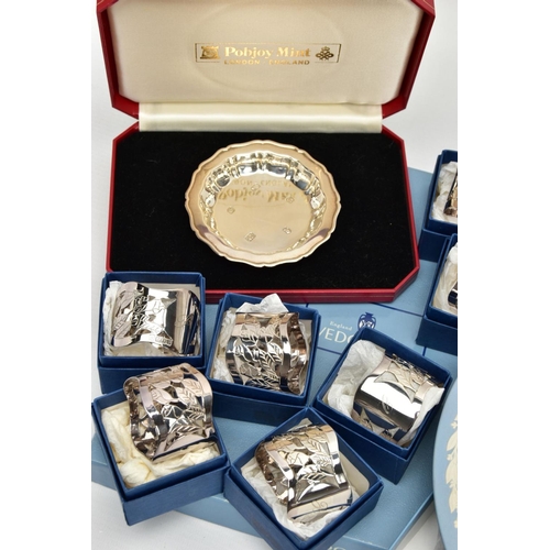 275 - A BOX OF ASSORTED ITEMS, to include a cased Pobjoy Mint silver ashtray, hallmarked Sheffield 1977, a... 