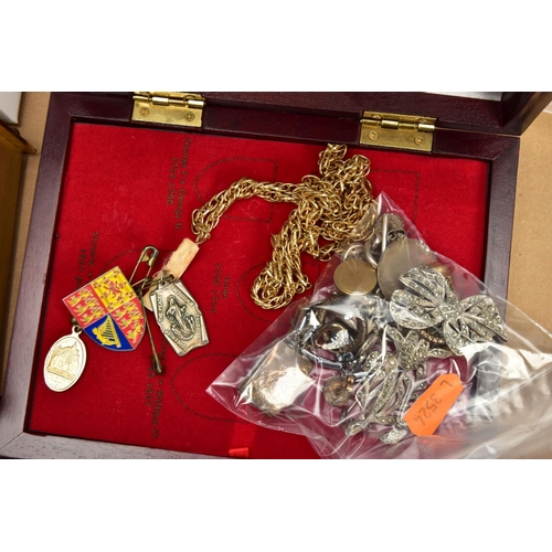 280 - A BOX OF ASSORTED SILVER/WHITE METAL JEWELLERY AND OTHER ITEMS, to include a silver marcasite set wa... 