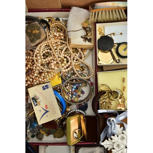 282 - A BOX OF ASSORTED ITEMS, to include various imitation pearl necklaces, costume brooches, rings, brac... 